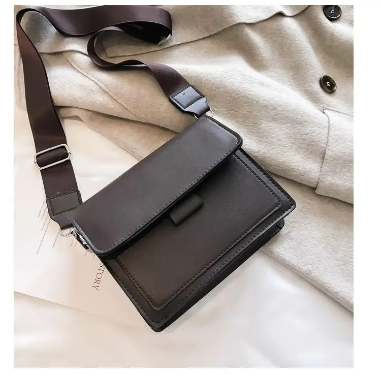 Berlin Leather Crossbody