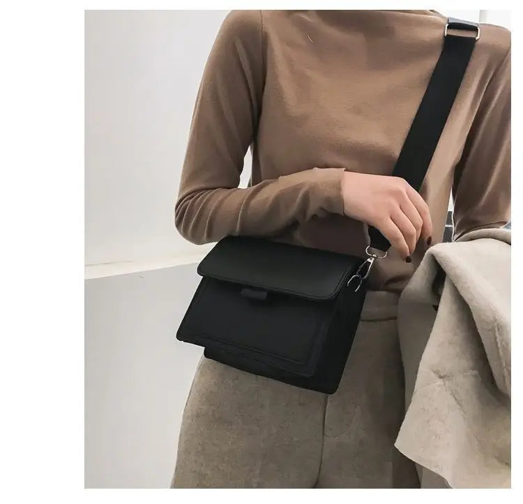 Berlin Leather Crossbody