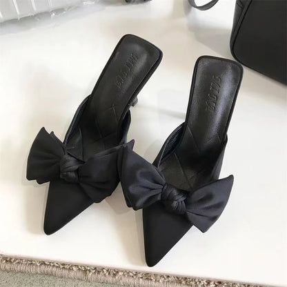 Elanor Pointed-Toe Bow Heels